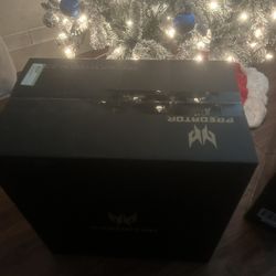 Predator Pc, Monitor, Mouse And Keyboard 