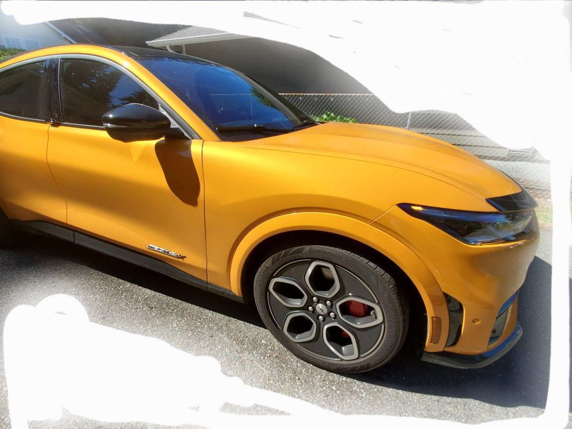 2022 Ford Mustang Mach-E