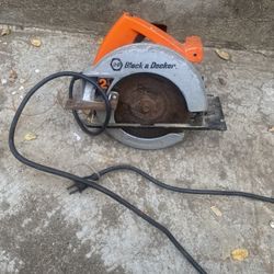 Black & Decker Circular Saw 2 1/8 HP