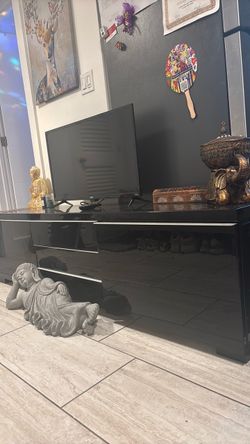 TV Entertainment Stand