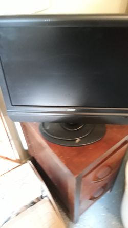 19in tv, good for game room, child room, black