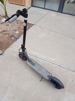 Electric scooter