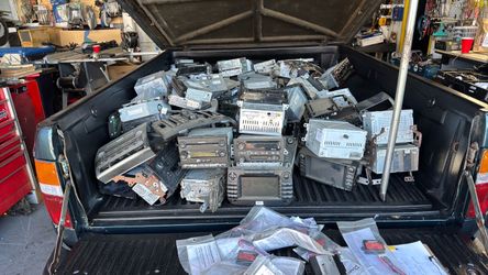 Factory  car radios