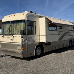 2000 Country Coach Deschutes Allure