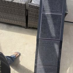 Foldable easy carry 5ft dog ramp