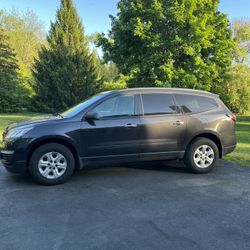 2017 Chevy Traverse LS Metallic Charcoal Gray!