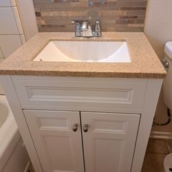 Gavinete Para Ban̈o Y Gavinete Para Medecina Con Espejo