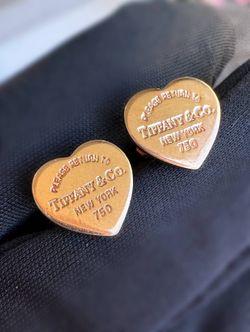 Tiffany & Co. 18k rose gold Return to Tiffany® Heart Tag Stud Mini Earrings