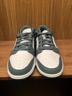 Nike Men's Dunk Low Retro 8.5 Brand New