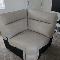 NEW THICK HQ LEATHER CORNER CHAISE/SEATTER