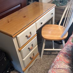 Vanity/desk With Chair