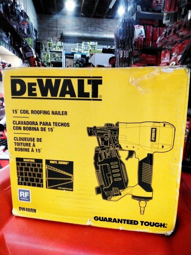 DeWalt 15° Coil Roofing Nailer 