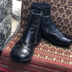 Naot Tellin Unisex’s Black Leather Zip Ankle Boots Size L11,M9