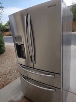 Refrigerator samsung