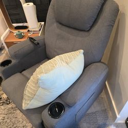 Rocking Chair With Manual Recliner And Massage Feature!