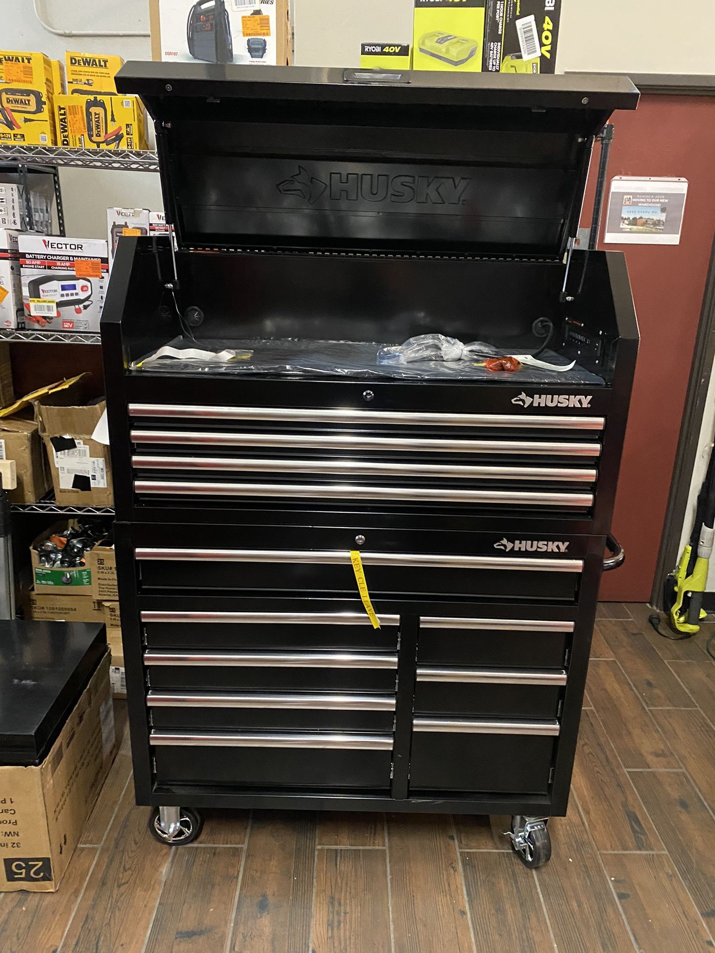 BRAND NEW Husky Tool Storage 42 in. W x 18 in. D Standard Duty Black Tool Chest Combo