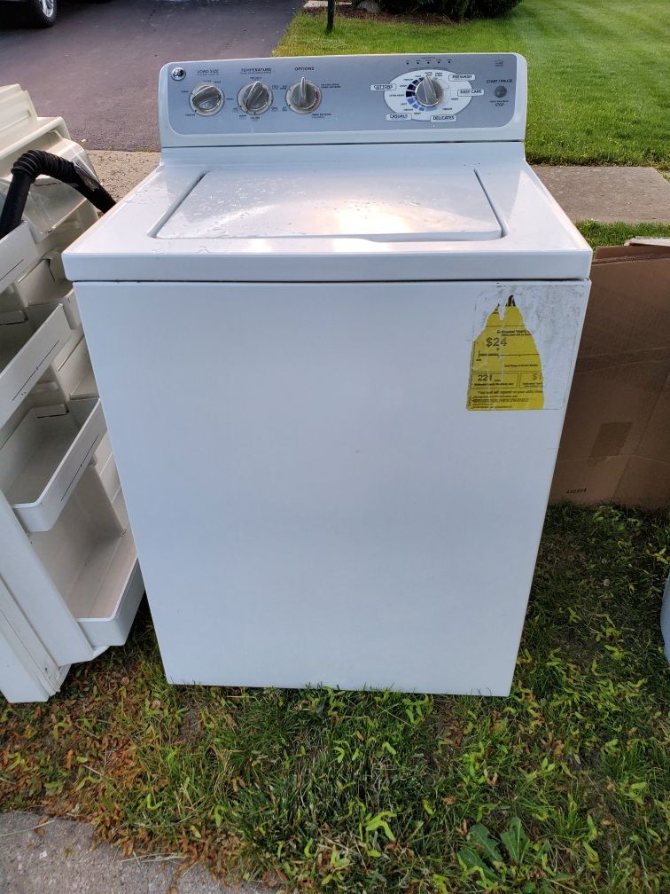 FREE WASHER AND REFRIGERATOR