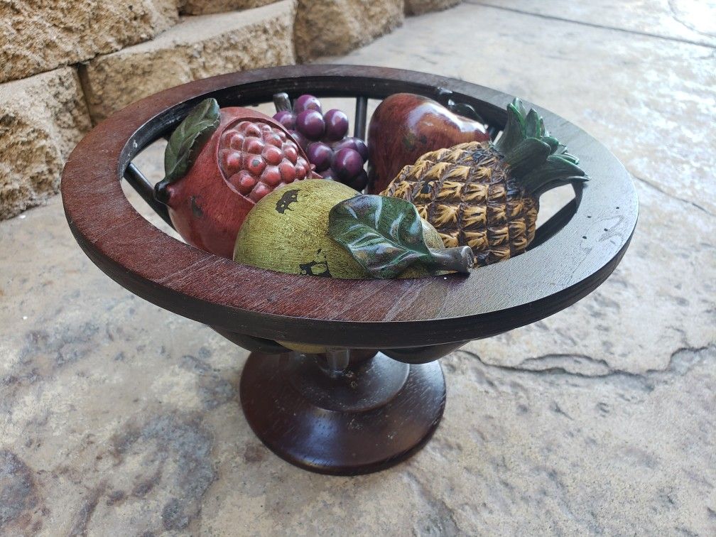 Faux Wooden Fruit Display