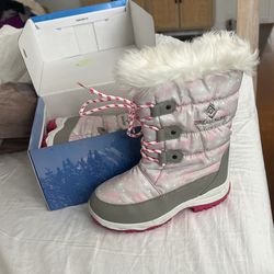 Snow Boots