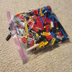 LEGO 1.5 Lb Technic Bricks for Sale in West Linn OR OfferUp