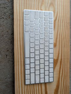 Apple A1644 Keyboard