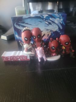 Deadpool Figurines