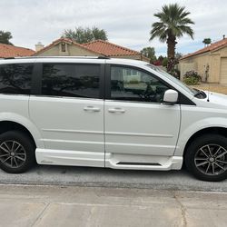 2017 Dodge Grand Caravan