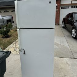 Free fridge