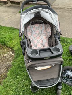 Graco kid’s stroller