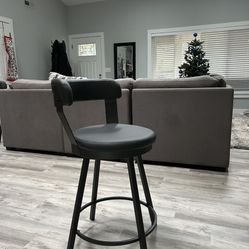 6 Appert Swivel Counter Heights Chairs