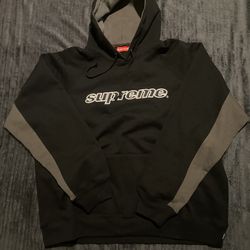 Supreme Hoodie