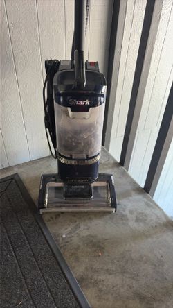Shark vacuum