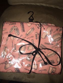 Makeup bag