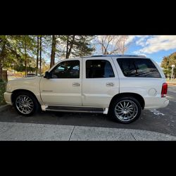 2002 Cadillac Escalade