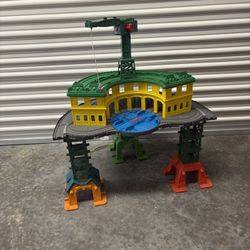 Thomas The Train Friends Super Station Playset   Crain