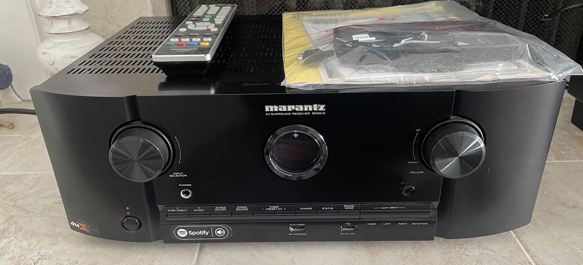 Marantz SR5010 Receiver