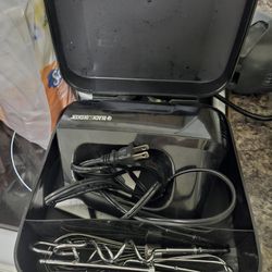 Black And Decker  Hand Mixer With Case