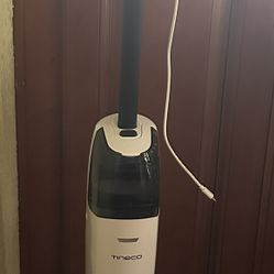 FOR SALE! Tineco  iFloor 2   Vacuum/Mop !  $$ 125.00