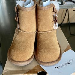 Brand New KOOLABURRA BY UGG BOOTS SIZE 7 TODDLER 