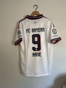 Bayern Munich Away Shirt Kane