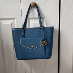 Authentic Michael Kors Jet Set Bag 