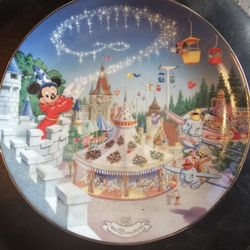 Disney Collectors Plate