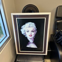 Marilyn Monroe Custom Frame