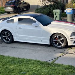 2005 Ford Mustang