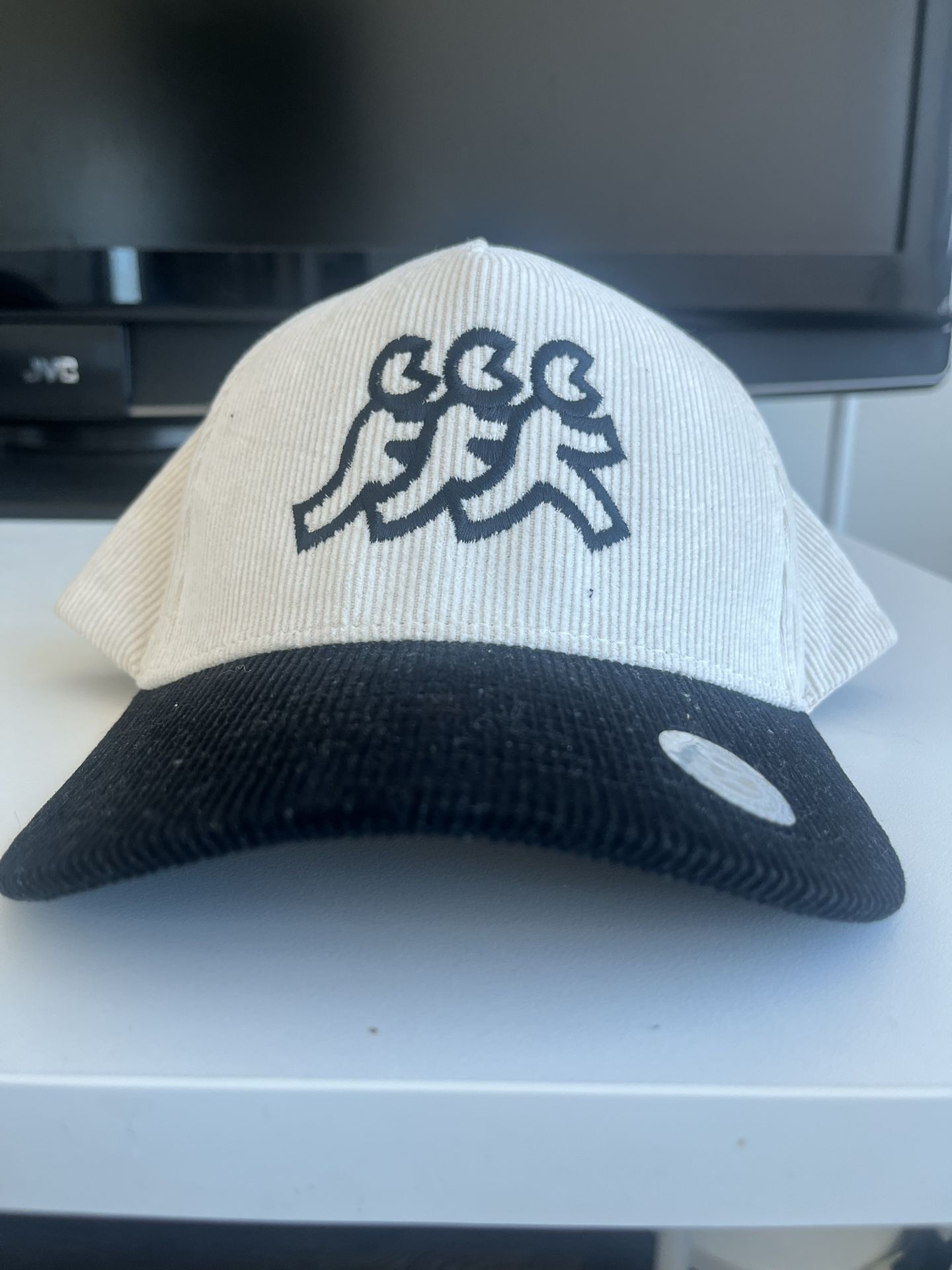 🧢 Cream Corduroy Retro Windbreaker Hat – $25 OBO
