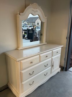 Dresser with Mirror 60” x 20”