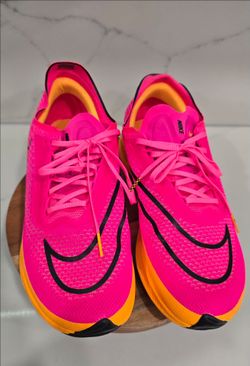 Nike ZoomX Streakfly Hyper Pink Laser Orange DJ6566-600 Men 7.5 / Women 9
