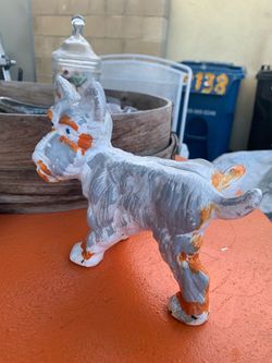 Cast iron doggo