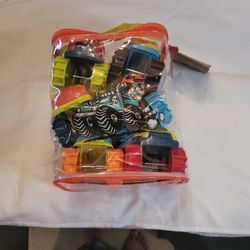 Thunder Monster Trucks 6 Pieces