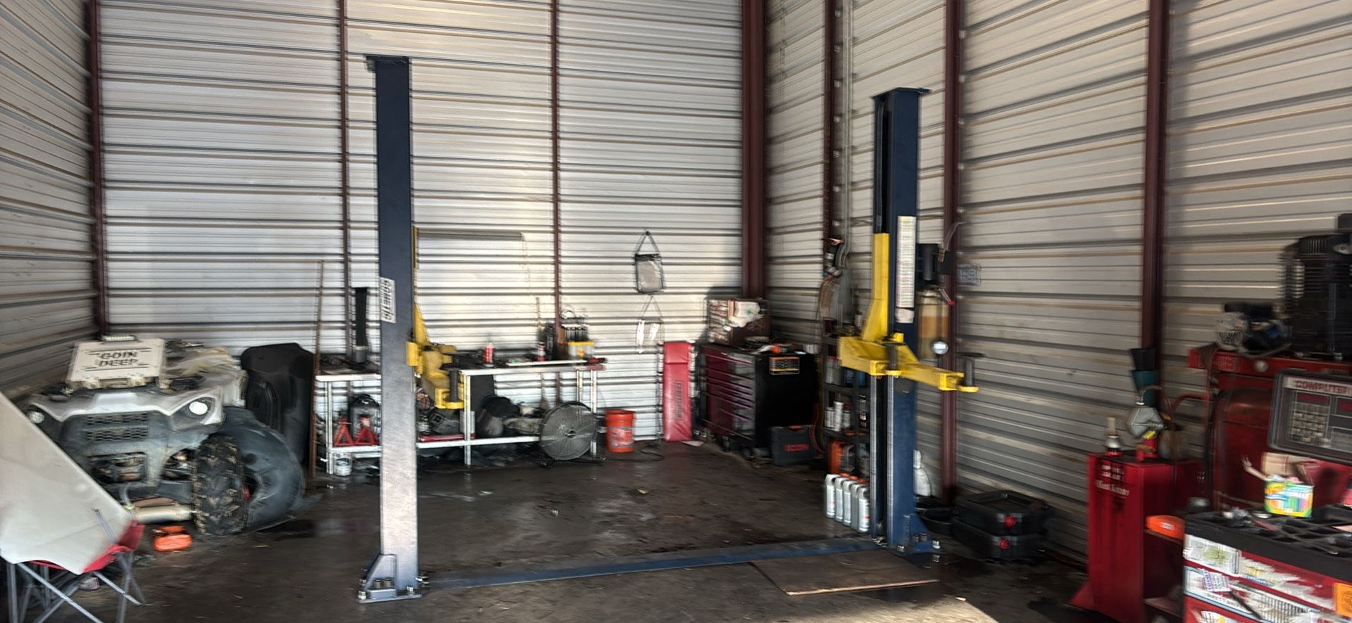 2 Post 9k Eagle Lift